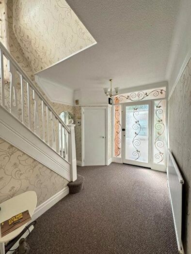 3 Bedroom Semi-Detached House For Sale In Wordsworth Road, Old Trafford, M16
