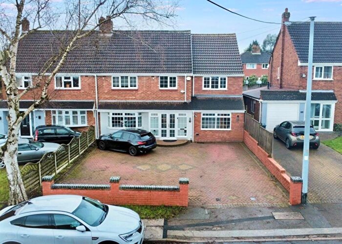 6 Bedroom Semi-Detached House For Sale In Orton Avenue, Walmley, Sutton Coldfiled, B76