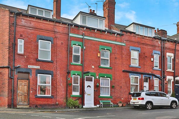 2 Bedroom Terraced House For Sale In Highbury Place, Leeds, LS6