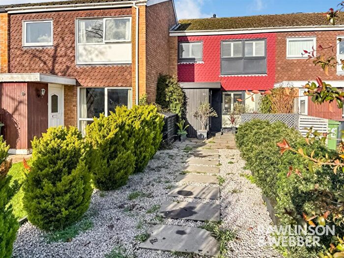 3 Bedroom Terraced House For Sale In Buckingham Gardens, West Molesey, KT8