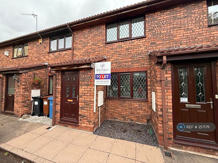 2 Bedroom Terraced House To Rent In Hinton Mews, Stockport, SK1