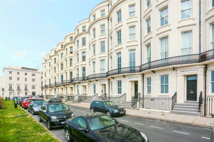 2 Bedroom Apartment To Rent In Percival Terrace, Brighton, East Sussex, BN2