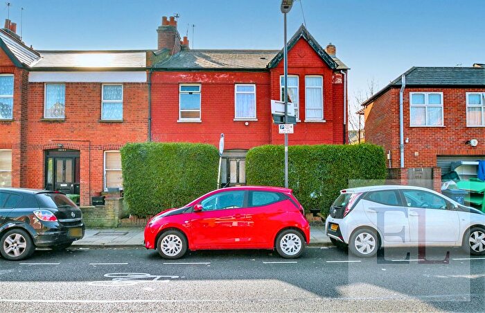 2 Bedroom Maisonette To Rent In Hindes Road, Harrow, HA1