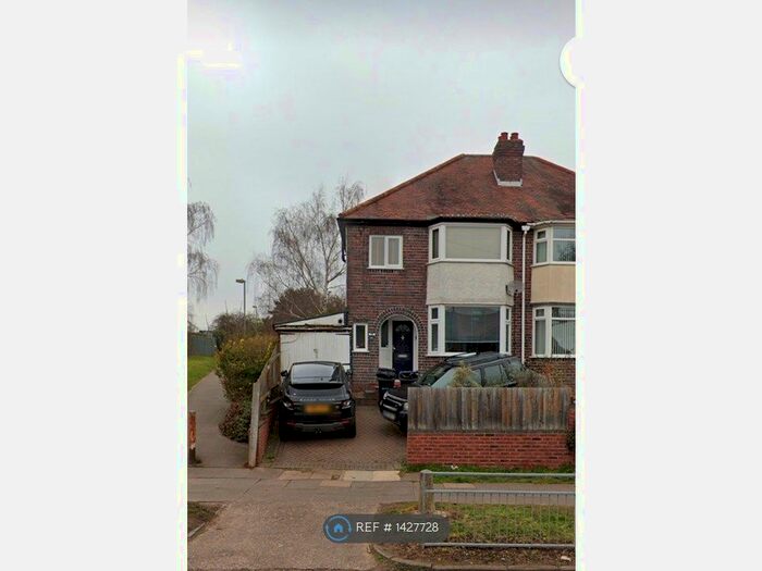 3 Bedroom Semi-Detached House To Rent In Shirley Road, Acocks Green, Birmingham, B27