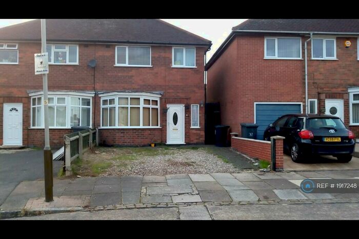 3 Bedroom Semi-Detached House To Rent In Tollemache Avenue, Leicester, LE4