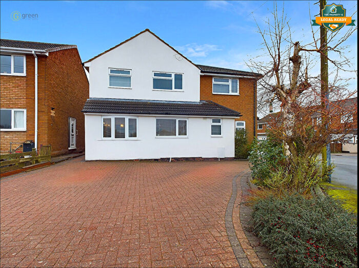 4 Bedroom Detached House For Sale In Green Lane, Birchmoor, B78