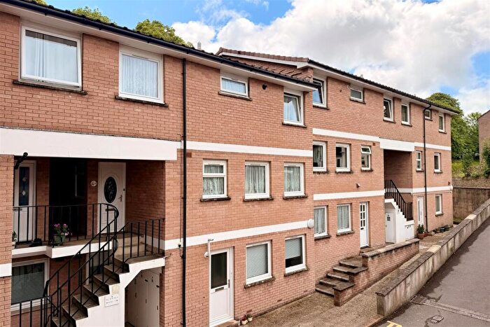2 Bedroom Apartment For Sale In The Grove, Dorchester, DT1