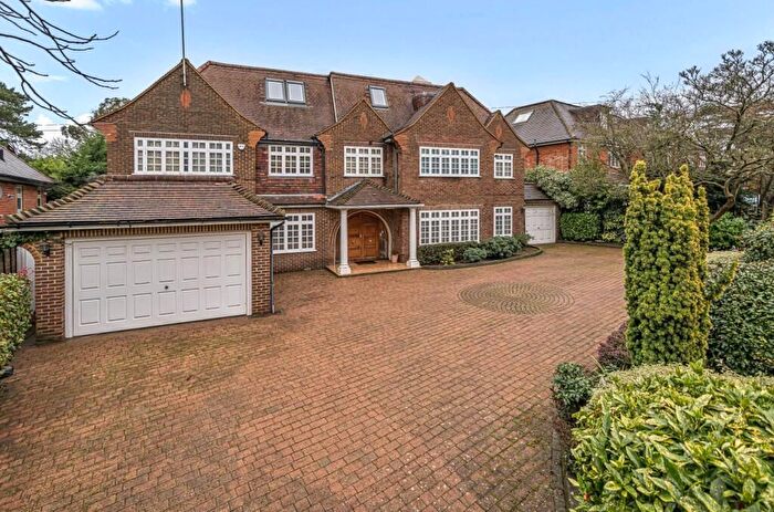 8 Bedroom Detached House For Sale In Grange Avenue, London, N20