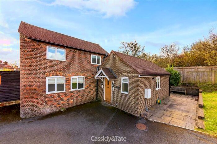 1 Bedroom Detached House To Rent In High Street, Kimpton, SG4