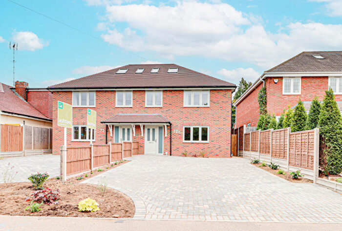 4 Bedroom Semi Detached House To Rent In Grove Road, Harpenden, AL5