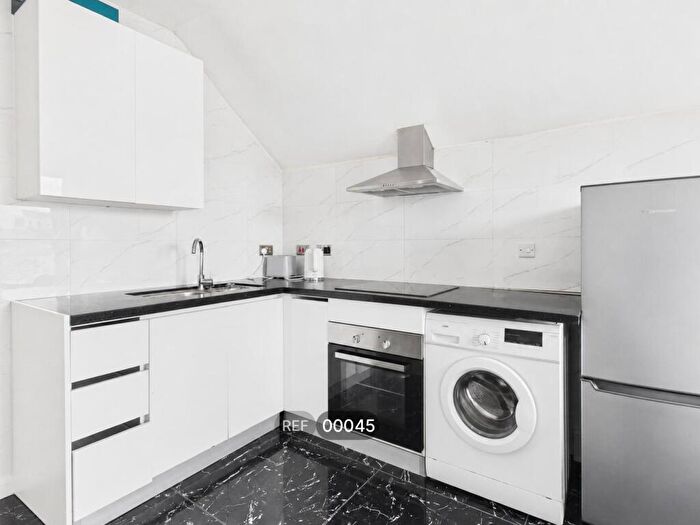 Studio To Rent In Whitefriargate, Hull, HU1
