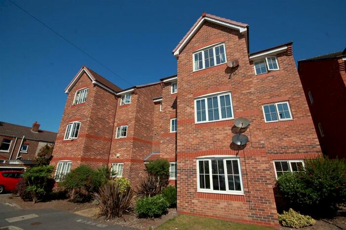2 Bedroom Flat To Rent In Coronation Avenue, Wallasey, CH45