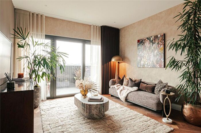 1 Bedroom Apartment For Sale In Camden Goods Yard, Camden, NW1