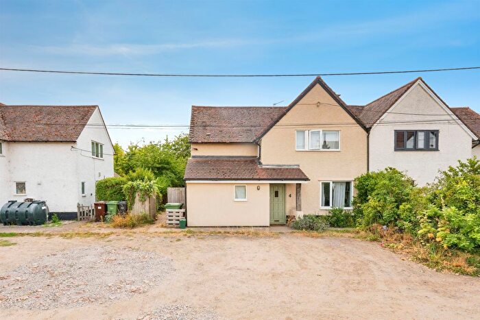 4 Bedroom Semi-Detached House For Sale In Meadside, Dorchester-On-Thames, Wallingford, OX10