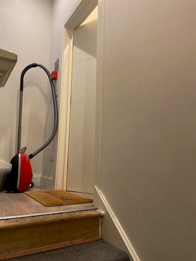 2 Bedroom Flat To Rent In Second Avenue, London, NW4