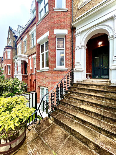 Studio To Rent In Fellows Road, NW3