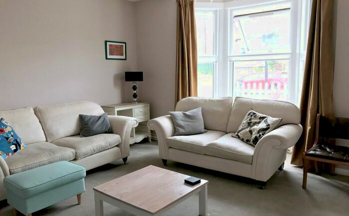 2 Bedroom Flat To Rent In Sunnyhill Road, London, SW16
