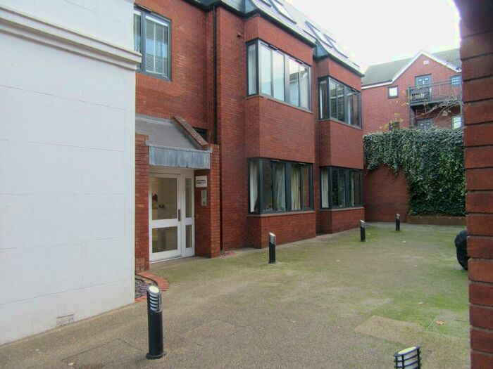 2 Bedroom Apartment To Rent In Brand Street, Hitchin, SG5