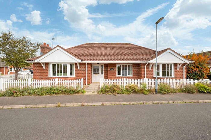 3 Bedroom Detached Bungalow For Sale In Lansdown Way, Woodhall Spa, LN10
