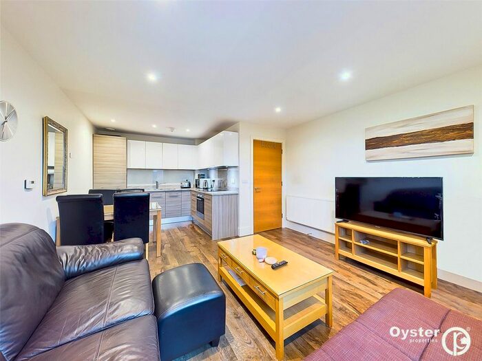 1 Bedroom Flat To Rent In Letchworth Road, Stanmore, HA7