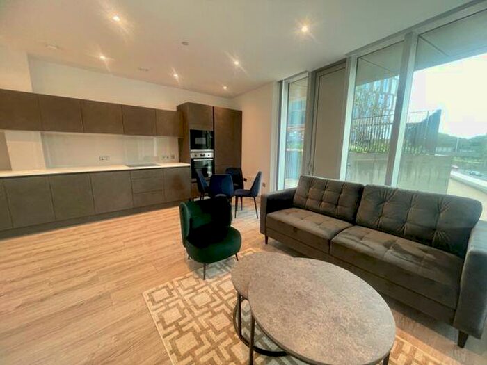 2 Bedroom Apartment To Rent In The Blade, Silvercroft Street, Manchester, M15