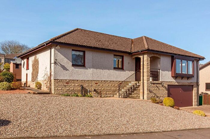 4 Bedroom Detached House For Sale In Robertson Road, Cupar, KY15