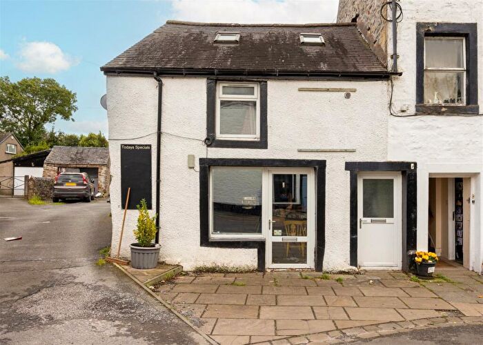 1 Bedroom Character Property For Sale In Main Street, Ingleton, LA6