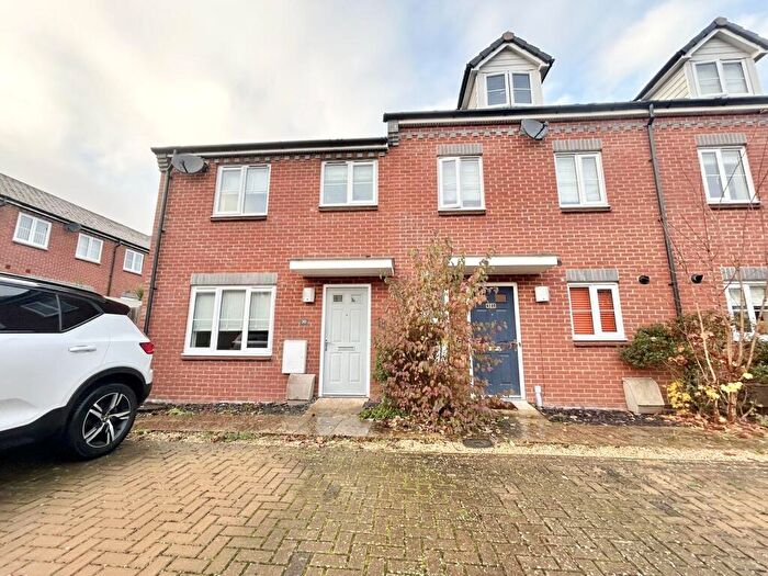 3 Bedroom House To Rent In Rimini Road, Andover, SP11