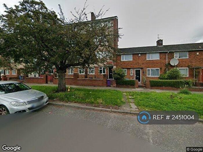 3 Bedroom Maisonette To Rent In Barnfield Drive, Liverpool, L12