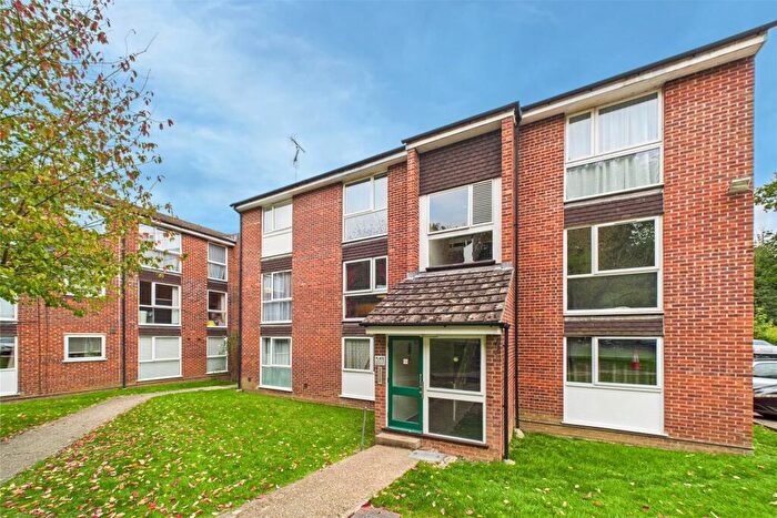 1 Bedroom Apartment For Sale In Trafalgar Court, Southcote Road, Reading, Berkshire, RG30