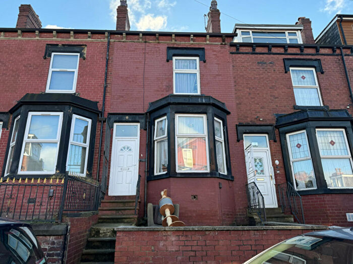 4 Bedroom Terraced House To Rent In Harehills, Leeds, West Yorkshire, LS8