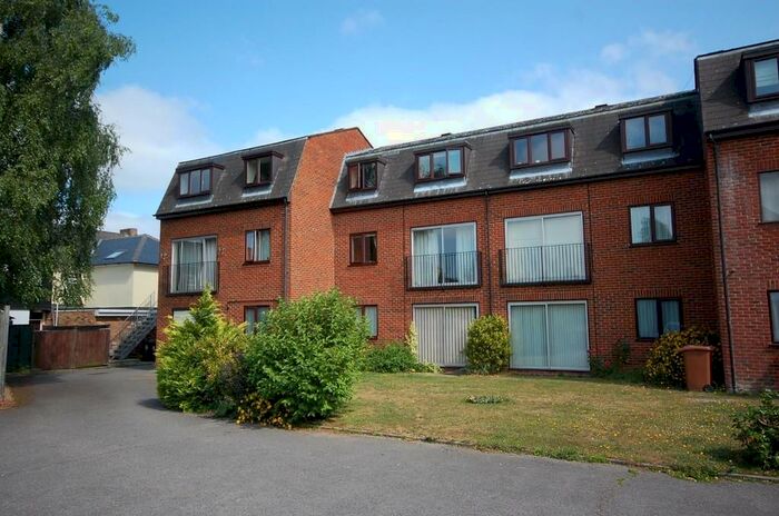 1 Bedroom Apartment To Rent In Mansfield Gardens, Bengeo, Hertford, SG14