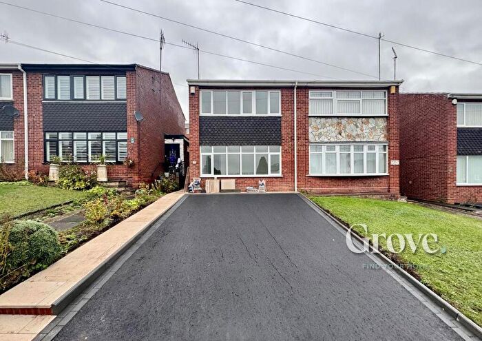 3 Bedroom Semi-Detached House To Rent In Halesowen Road, Cradley Heath, B64