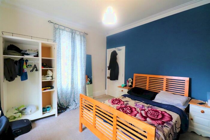 4 Bedroom Semi-Detached House To Rent In Harold Road, Birmingham, B16