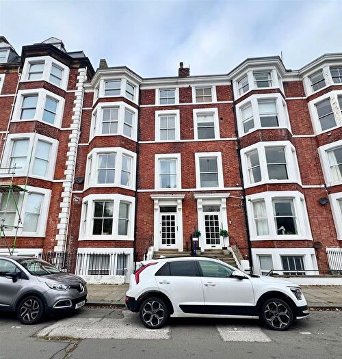 2 Bedroom Flat For Sale In Prince Of Wales Terrace, Scarborough, YO11