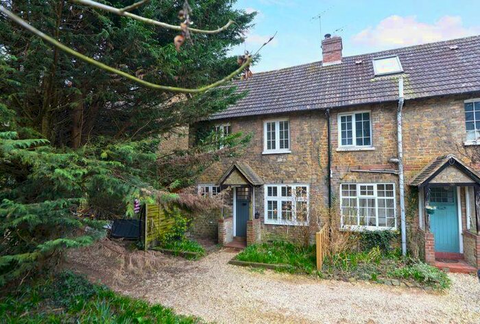 2 Bedroom Terraced House To Rent In Holloway Hill, Godalming, GU7