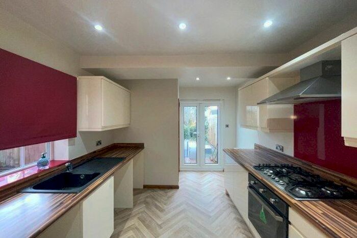 2 Bedroom Property To Rent In Pye Green Road, Cannock, WS11