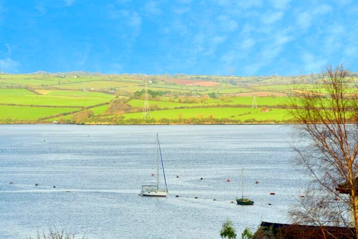 2 Bedroom Flat To Rent In Biscombe Gardens, Saltash, PL12