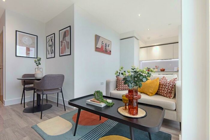 Studio To Rent In Thames Road, London, E16