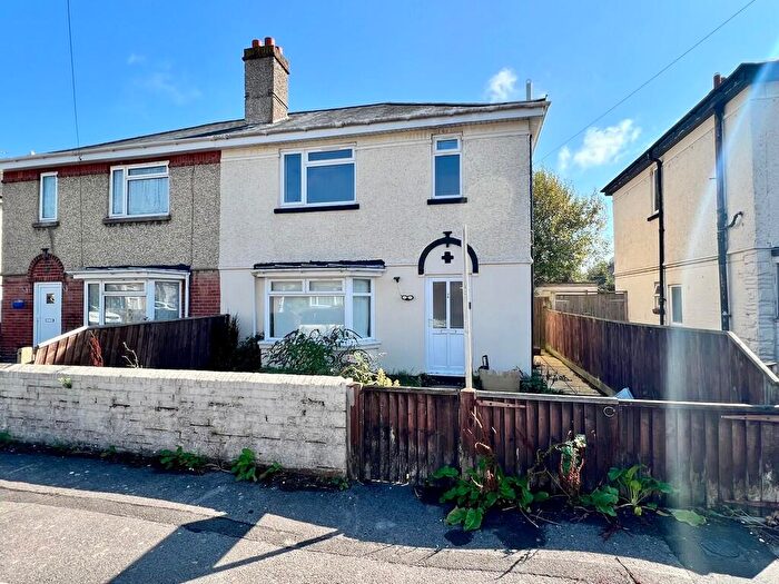 3 Bedroom Semi-Detached House To Rent In Luckham Road, Bournemouth, BH9