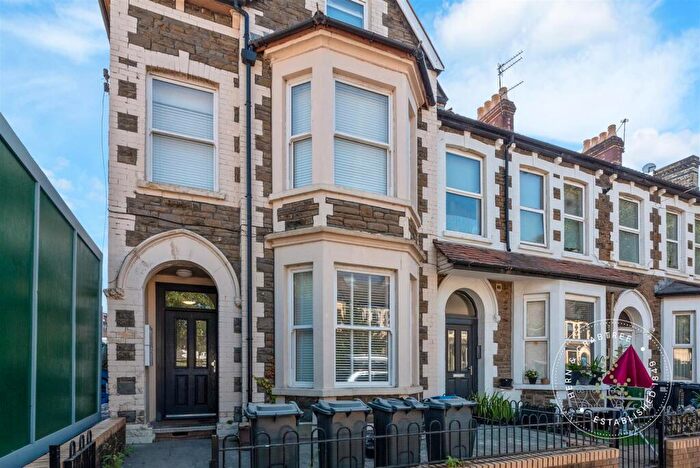 2 Bedroom Apartment To Rent In Rawden Place, Cardiff, CF11