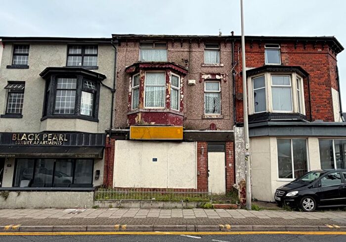 14 Bedroom Terraced House For Sale In Hornby Road, Blackpool, Lancashire, FY1