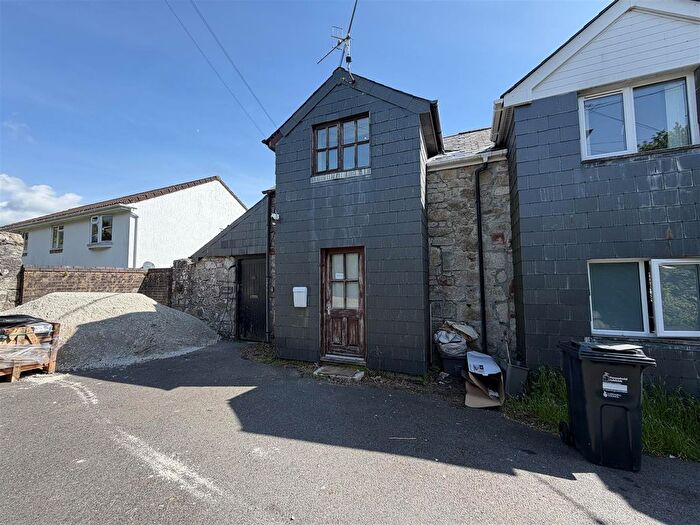 1 Bedroom End Terrace House To Rent In Truro Road, St. Austell, PL25