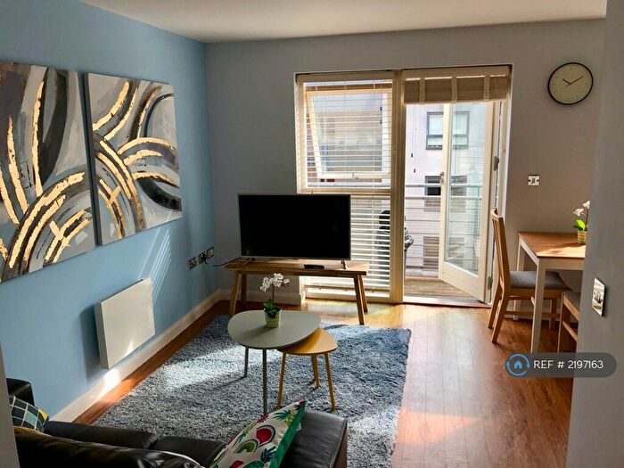 Studio To Rent In Arthur Place, Birmingham, B1