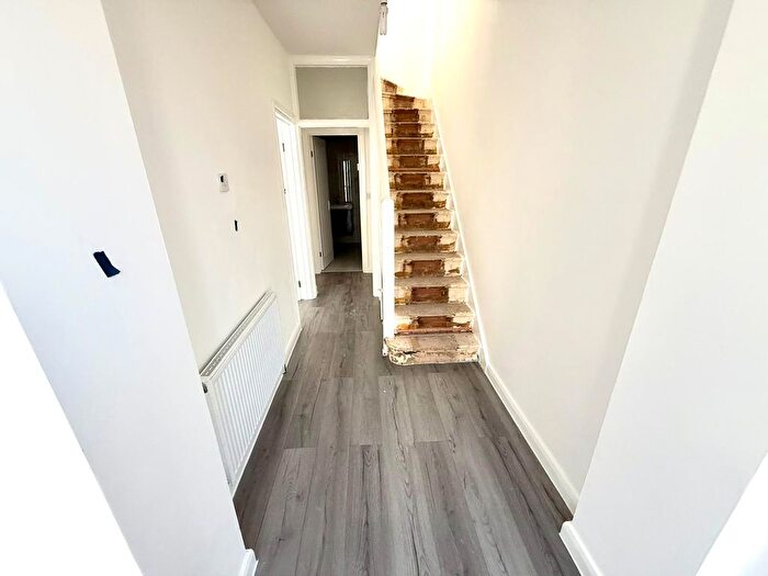 4 Bedroom Terraced House To Rent In Wentworth Road, Southall, UB2
