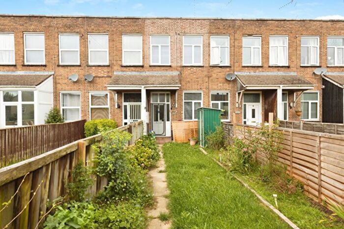 2 Bedroom Terraced House For Sale In Hesters Way Road, Cheltenham, GL51