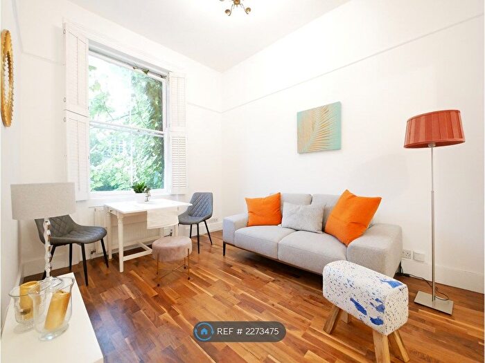 1 Bedroom Flat To Rent In Powis Square, London, W11