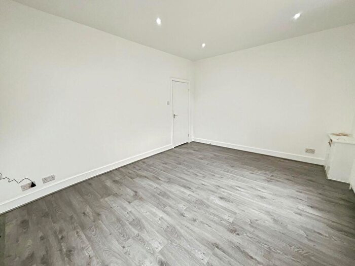 3 Bedroom End Of Terrace House To Rent In Hobart Street, Burnley, BB11