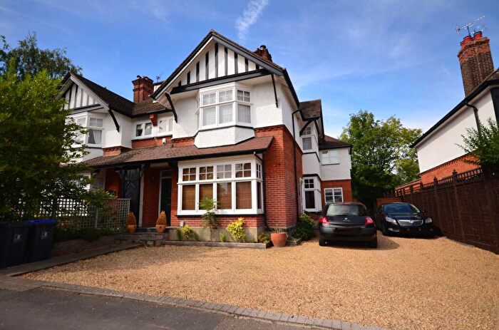 Maisonette To Rent In York Road, Woking, GU22