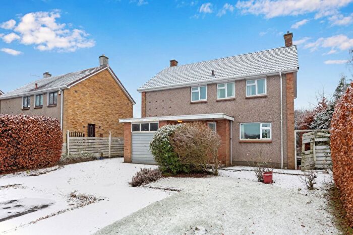 4 Bedroom Detached House For Sale In Turner Park, Balerno, EH14